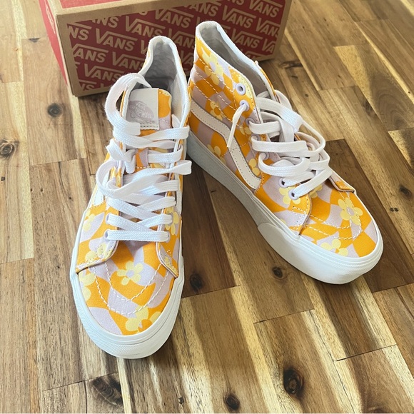 New Vans SK8-Hi Tapered Stackform Platform Sneakers Shoes Checkerboard Floral - Picture 2 of 6